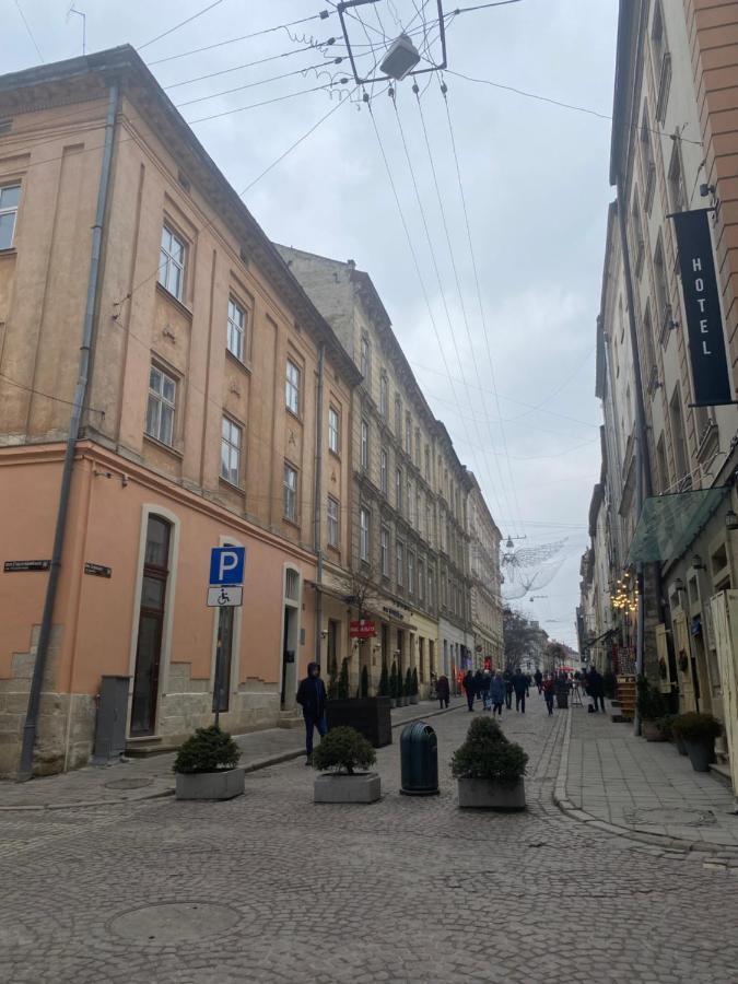 1 Minute To Rynok Square Apartment Lviv Luaran gambar